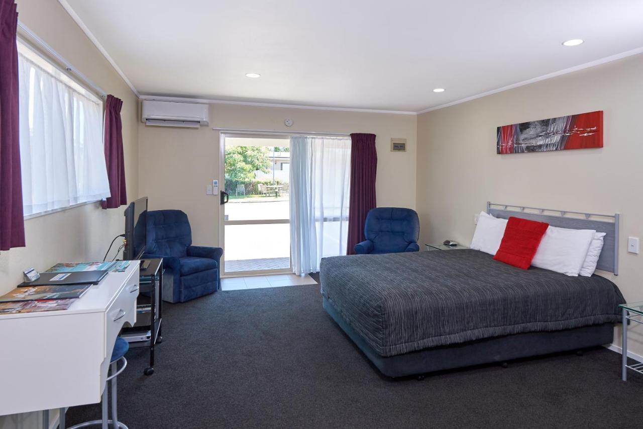 Livingston Motel 와카타네 외부 사진