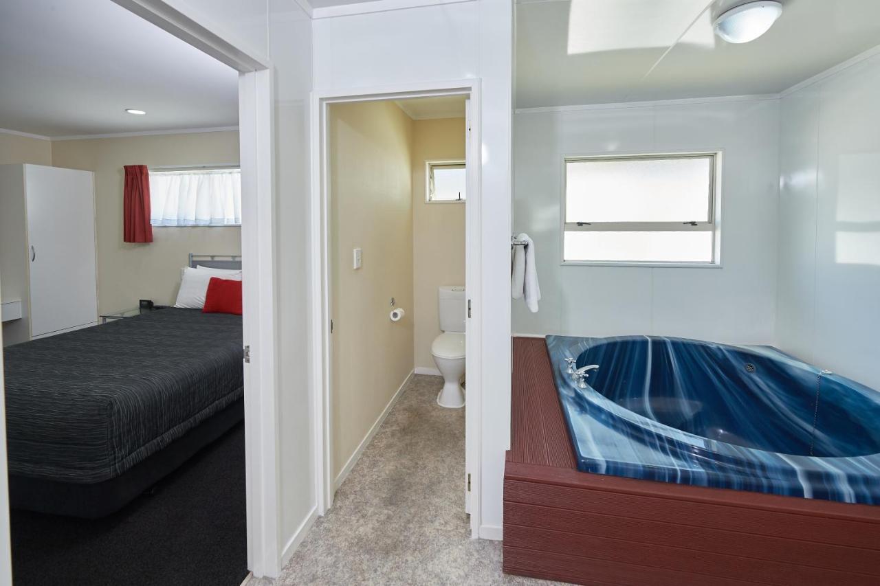 Livingston Motel 와카타네 외부 사진