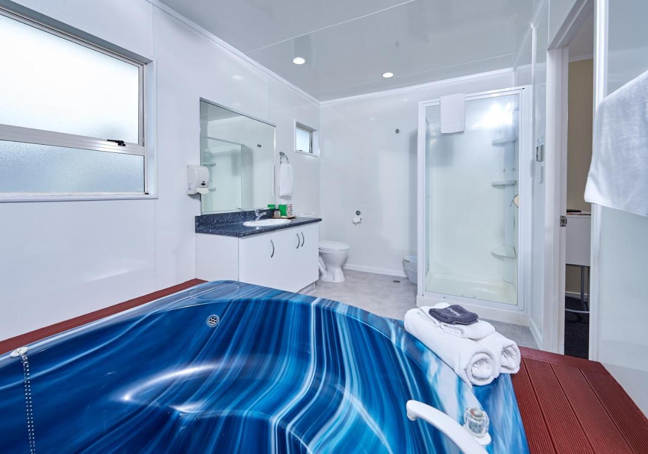 Livingston Motel 와카타네 외부 사진