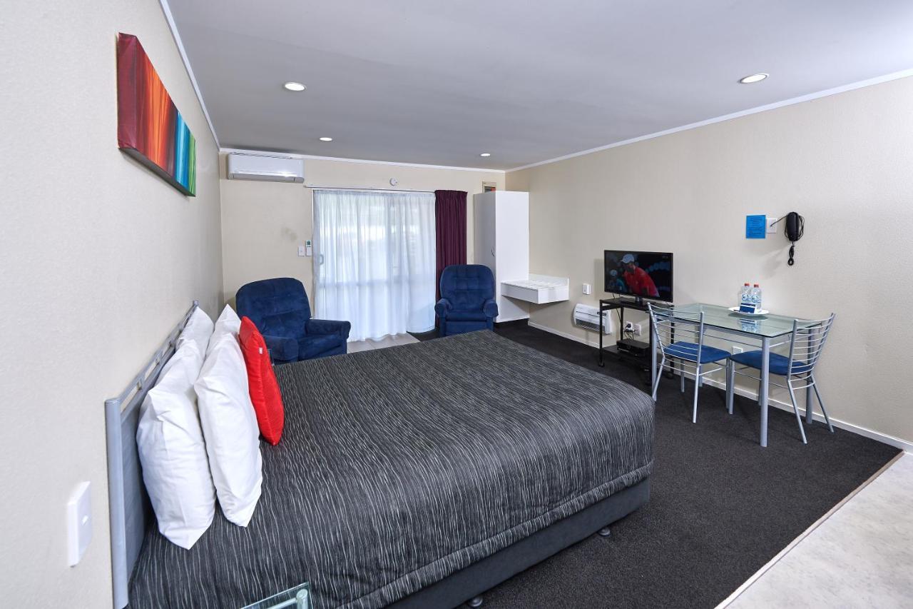 Livingston Motel 와카타네 외부 사진