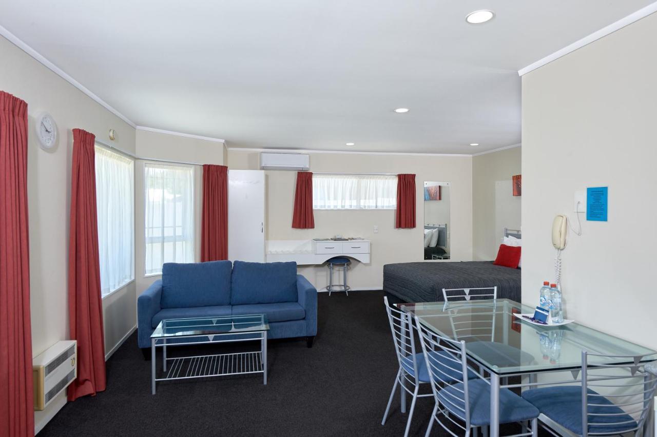 Livingston Motel 와카타네 외부 사진